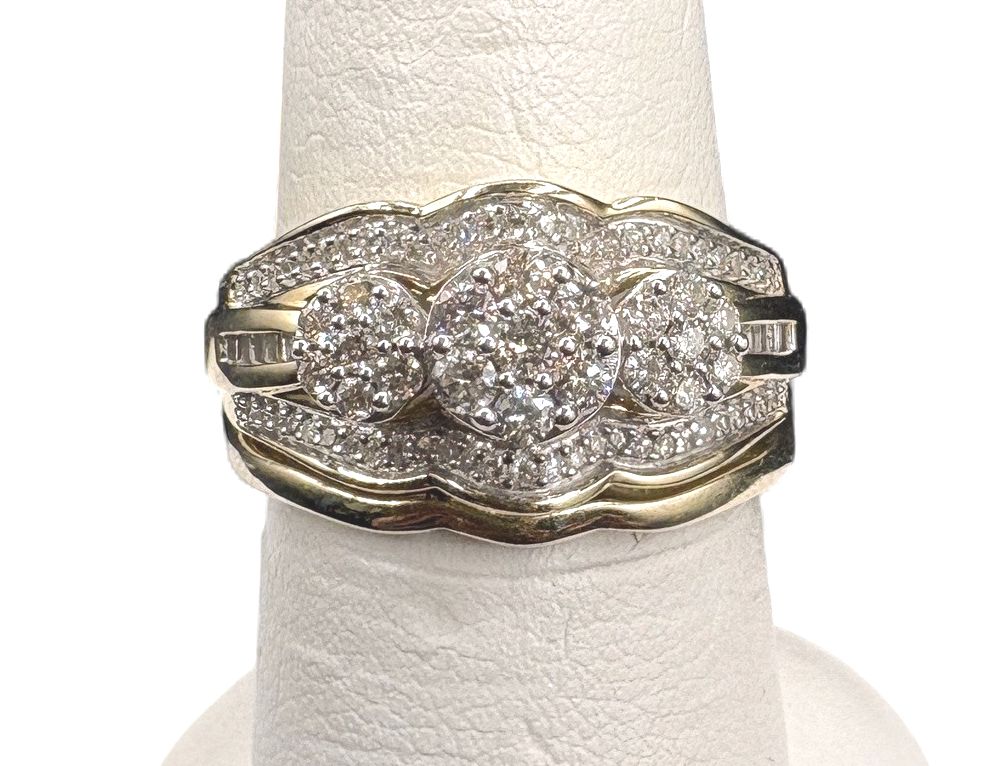 14K LAB DIAMOND CLUSTER WEDDING RING SET SIZE 6.75