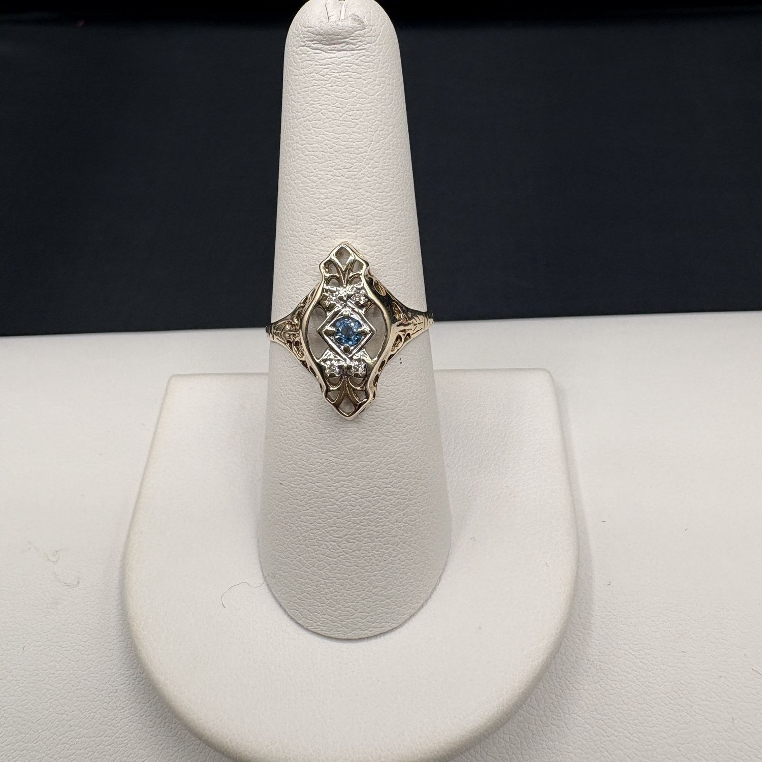 10K ANTIQUE SAPPHIRE &amp; DIAMOND RING IN YELLOW GOLD SIZE 8