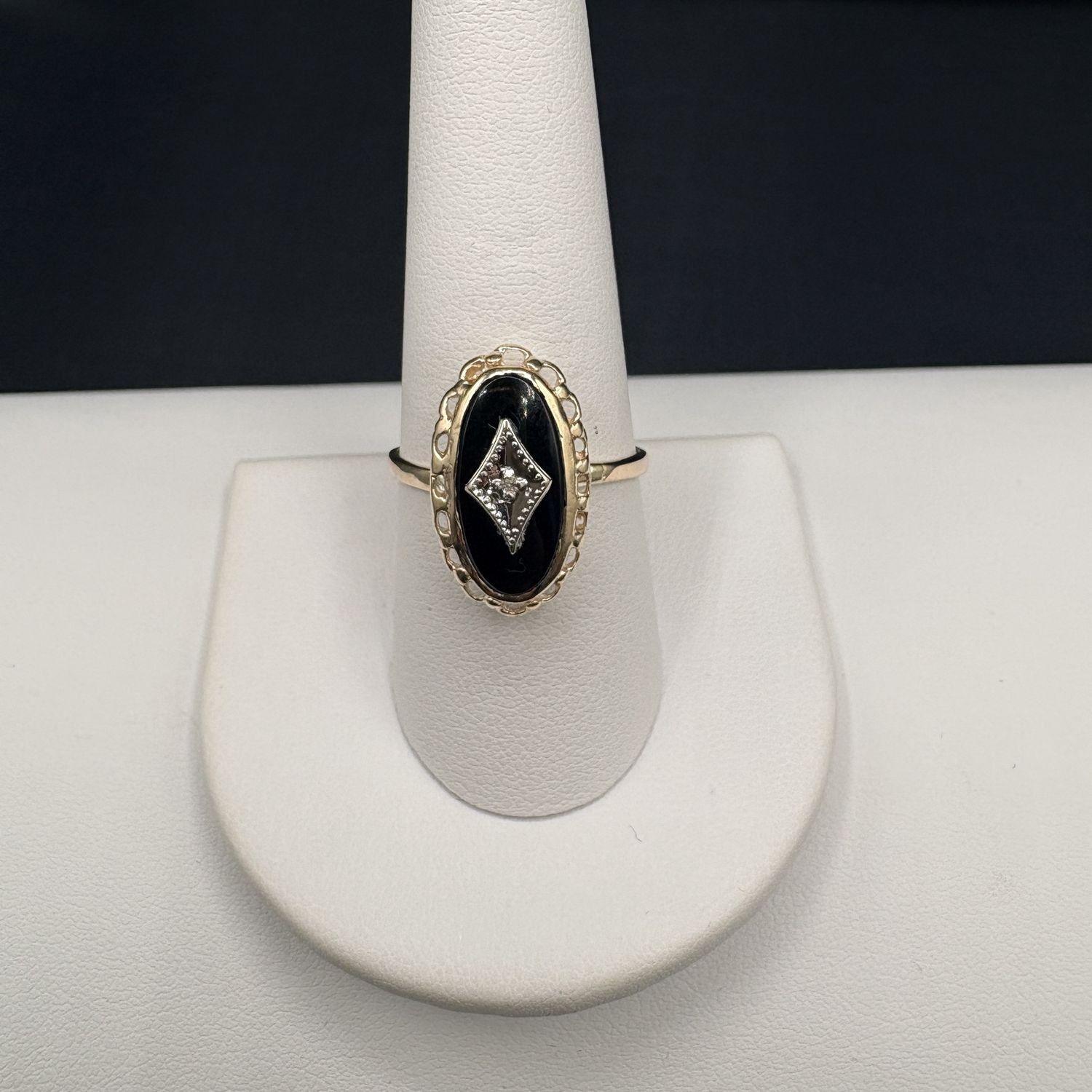 14K ANTIQUE BLACK ONYX RING IN YELLOW GOLD SIZE 9.5