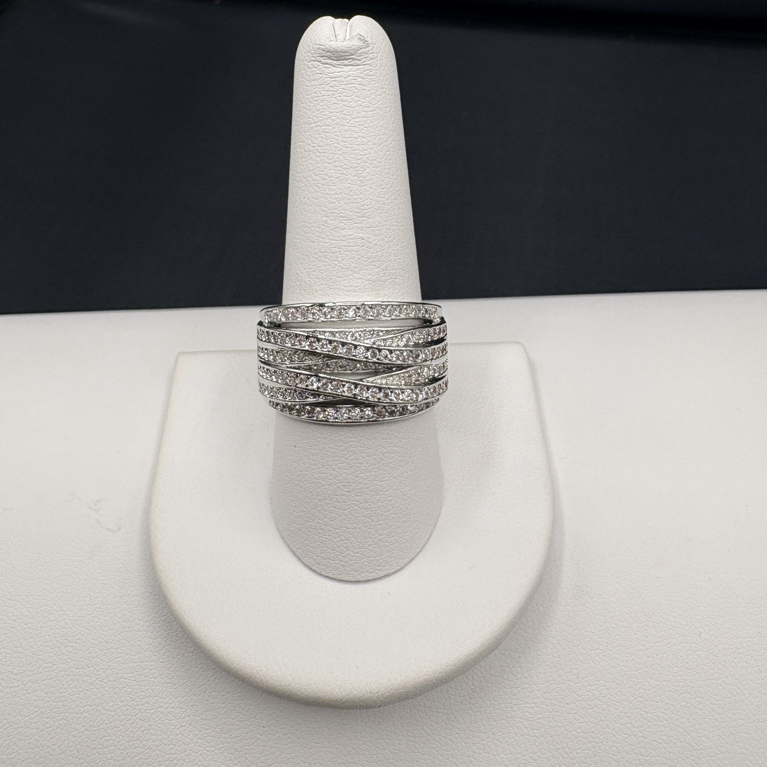 STERLING CZ CROSSOVER BAND SIZE 10