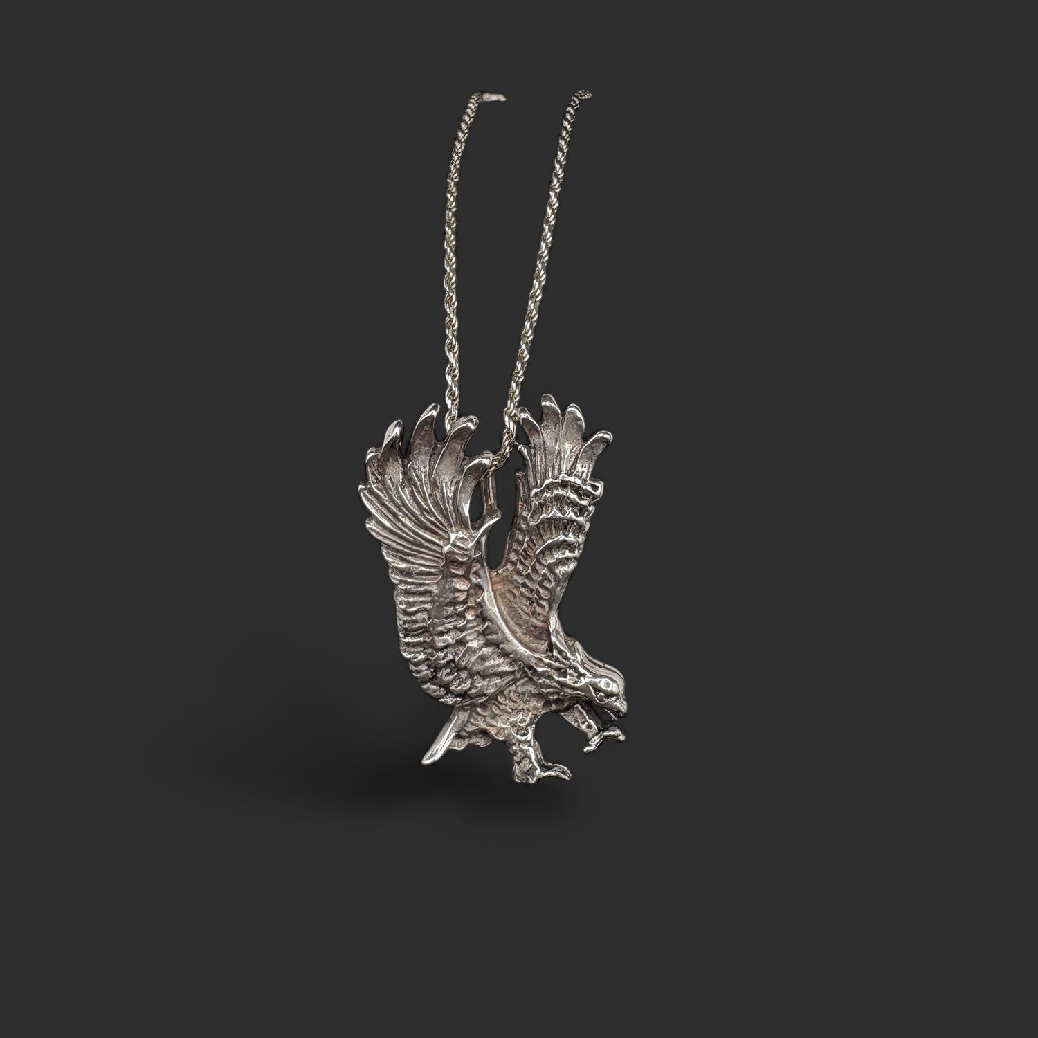 STERLING EAGLE PENDANT ON CHAIN 20"