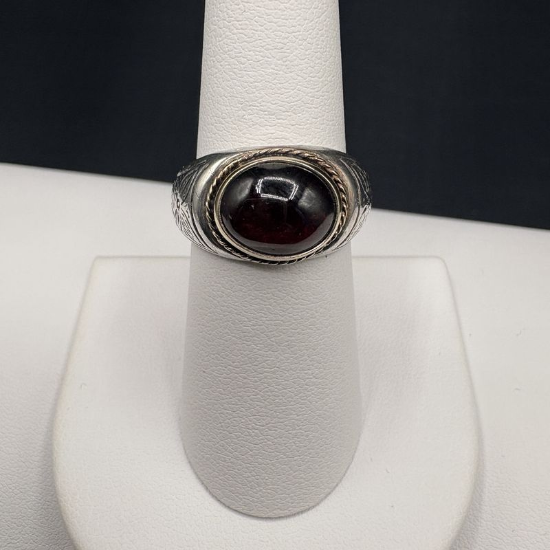 STERLING GARNET CABOCHON RING SIZE 7