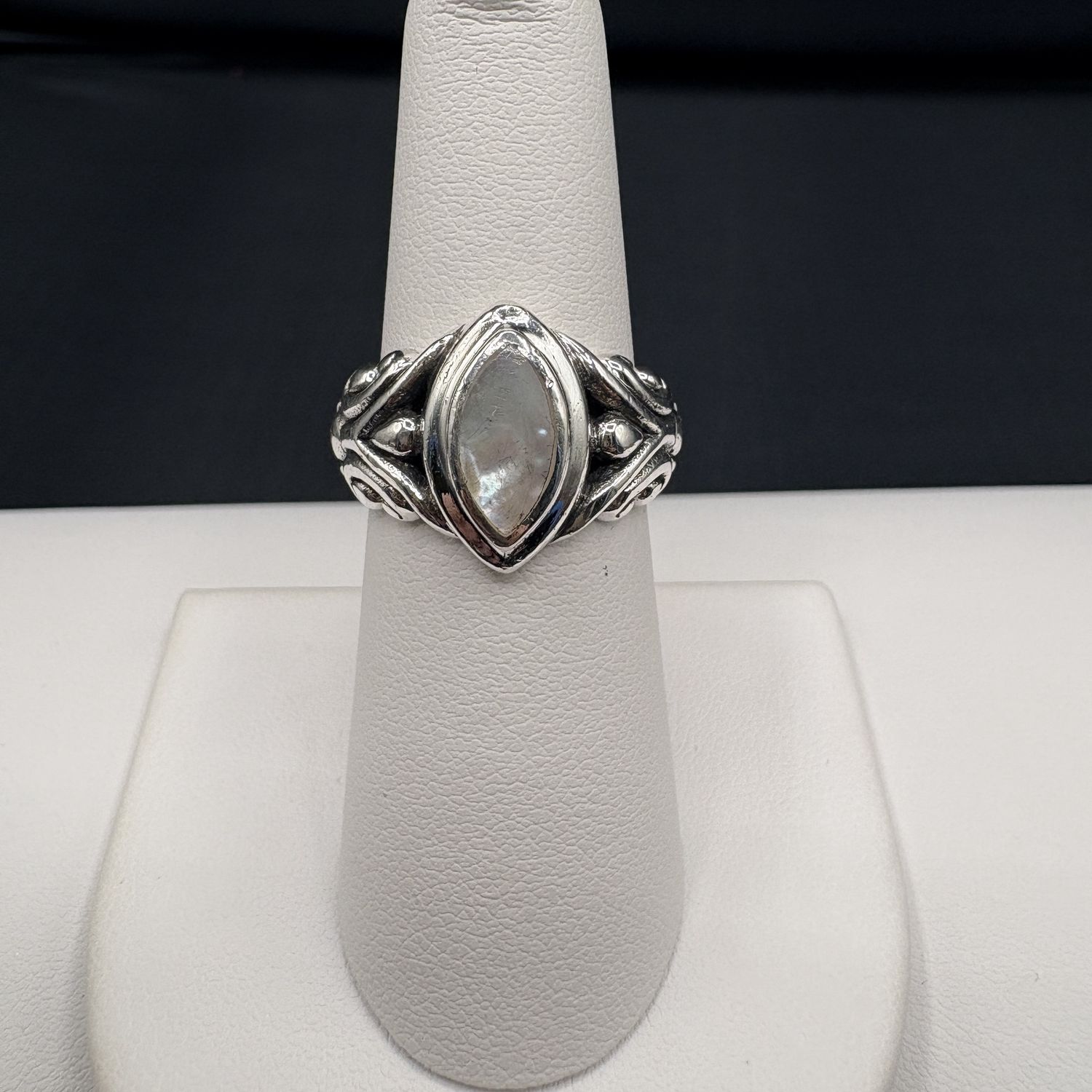 STERLING MOTHER OF PEARL MARQUIS RING SIZE 7
