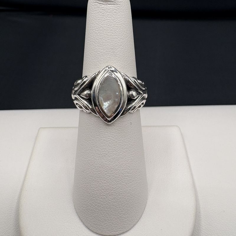 STERLING MOTHER OF PEARL MARQUIS RING SIZE 7