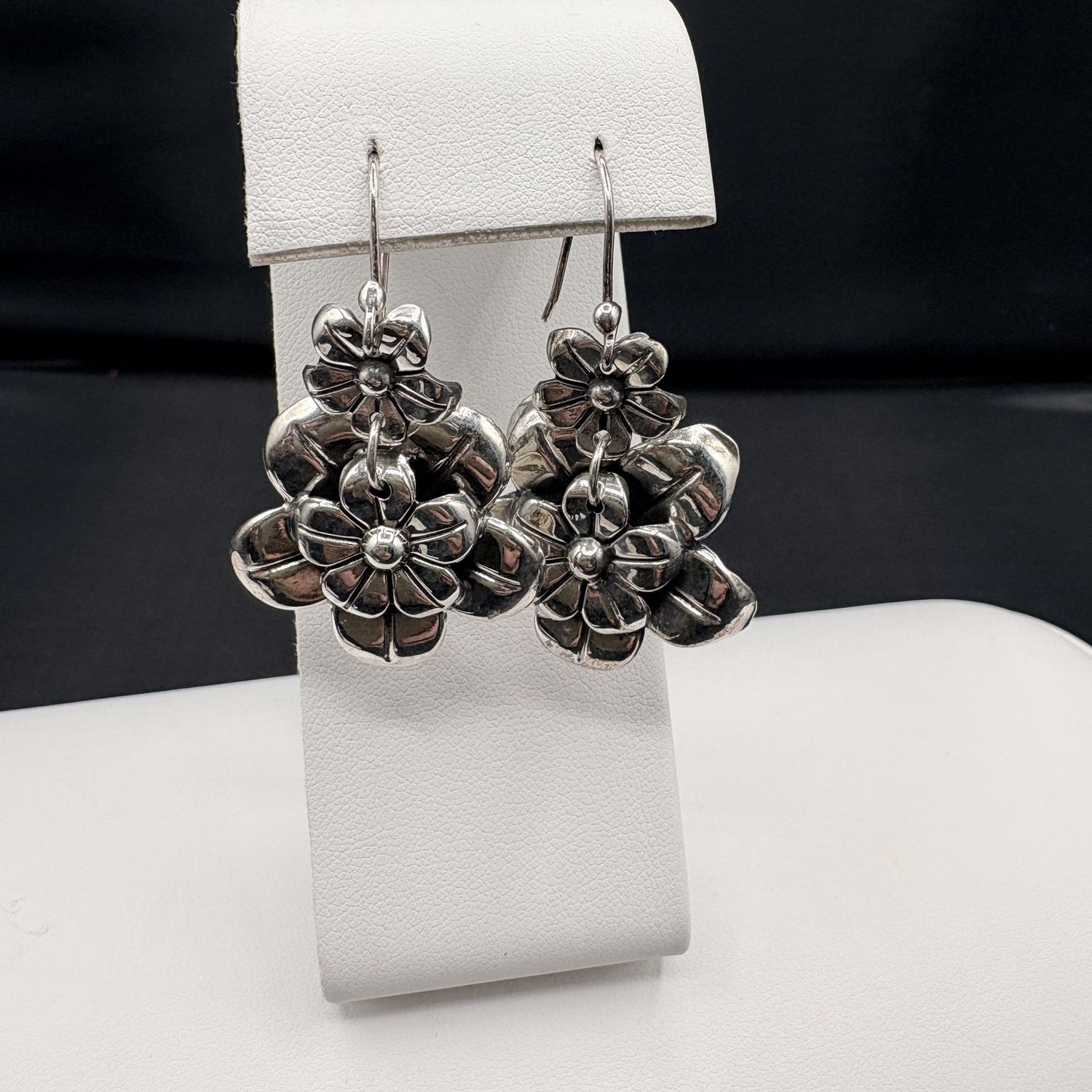 STERLING FLORAL DANGLE EARRING