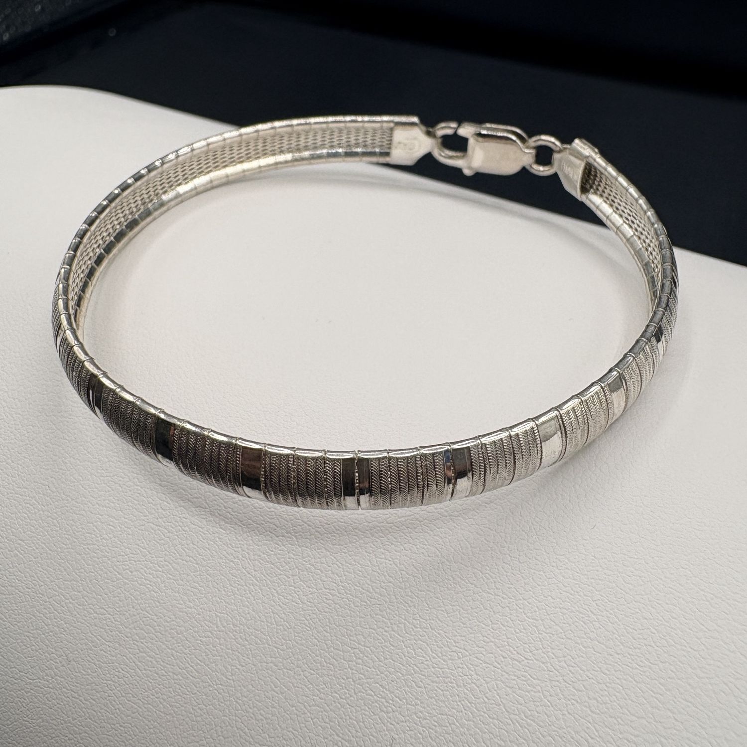 STERLING SOFT BANGLE BRACELET 8"
