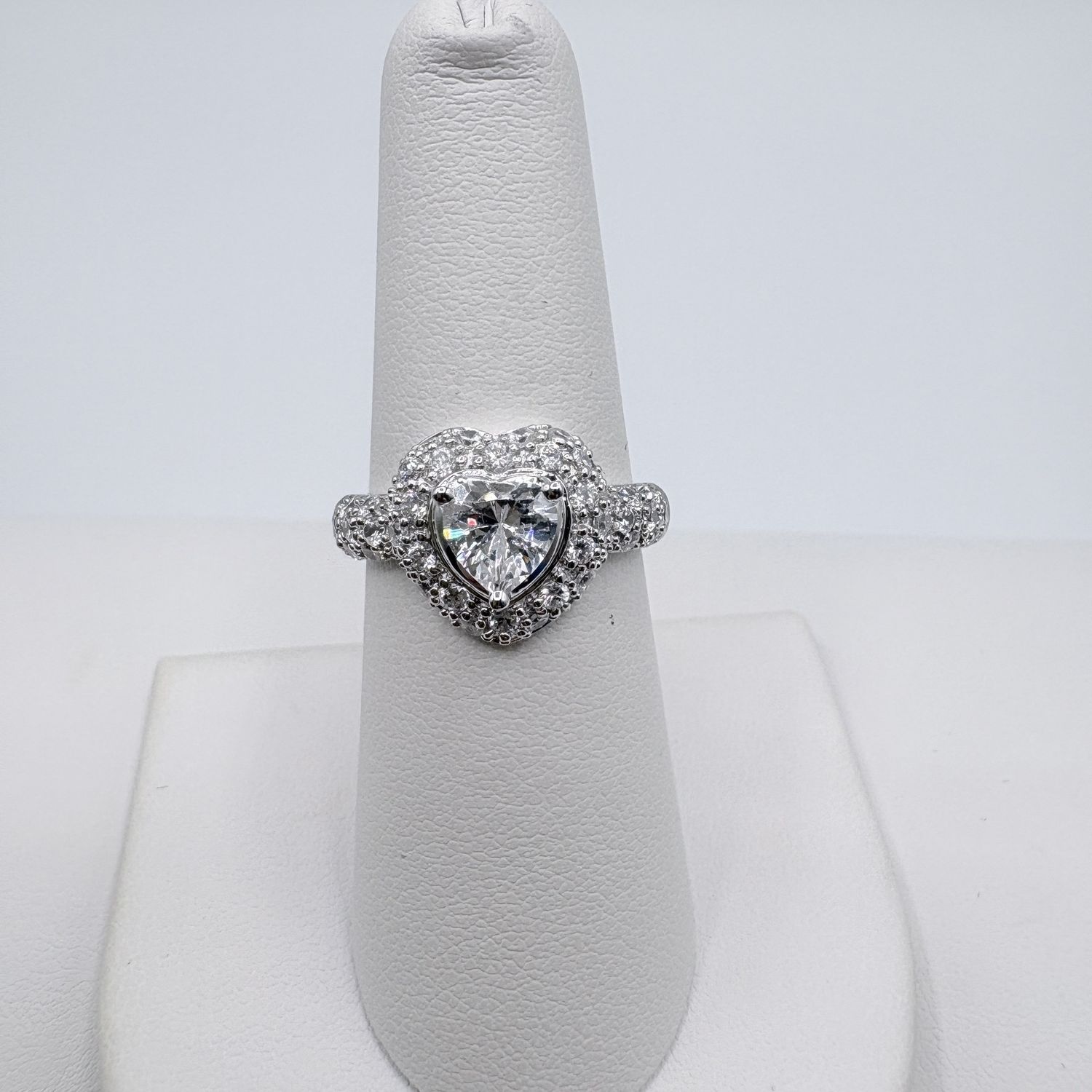 STERLING CZ HEART RING SIZE 7