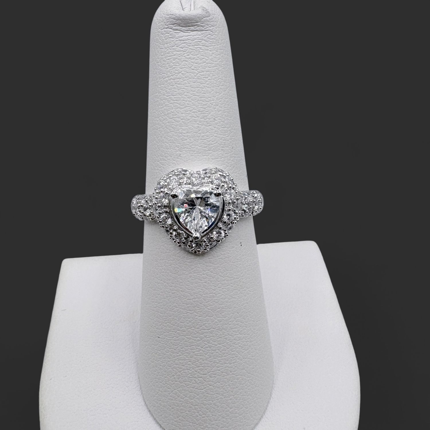 STERLING CZ HEART RING SIZE 7