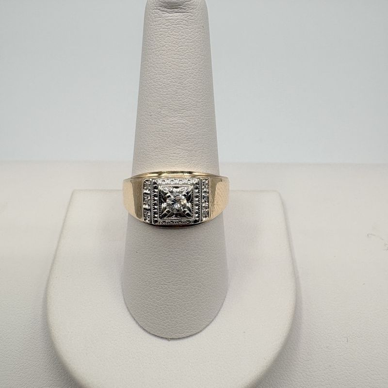 14K MEN'S DIAMOND RING SIZE 9.5
