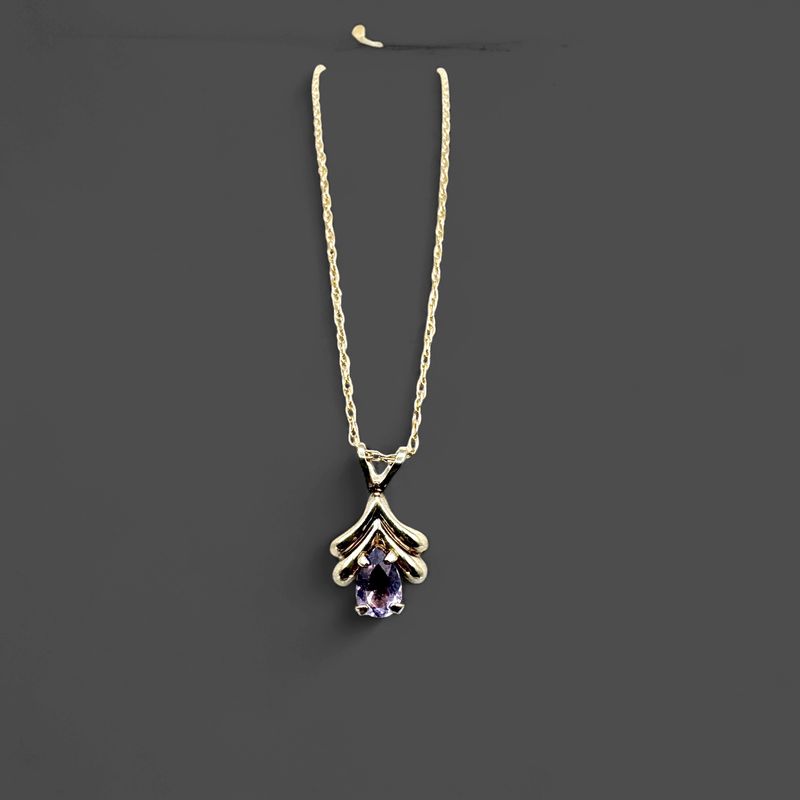 14K AMETHYST PENDANT WITH 18" CHAIN