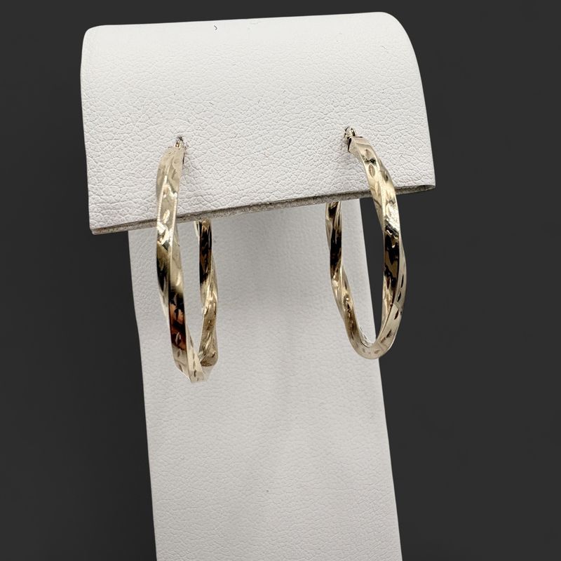 10K TWISTED HOOP EARRING