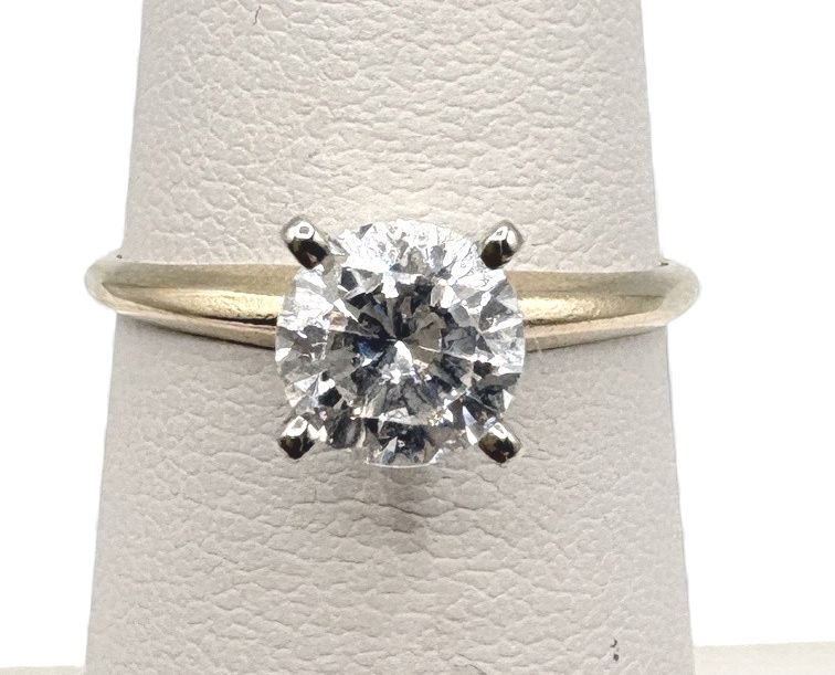 14K ROUND DIAMOND SOLITARE RING SIZE 6