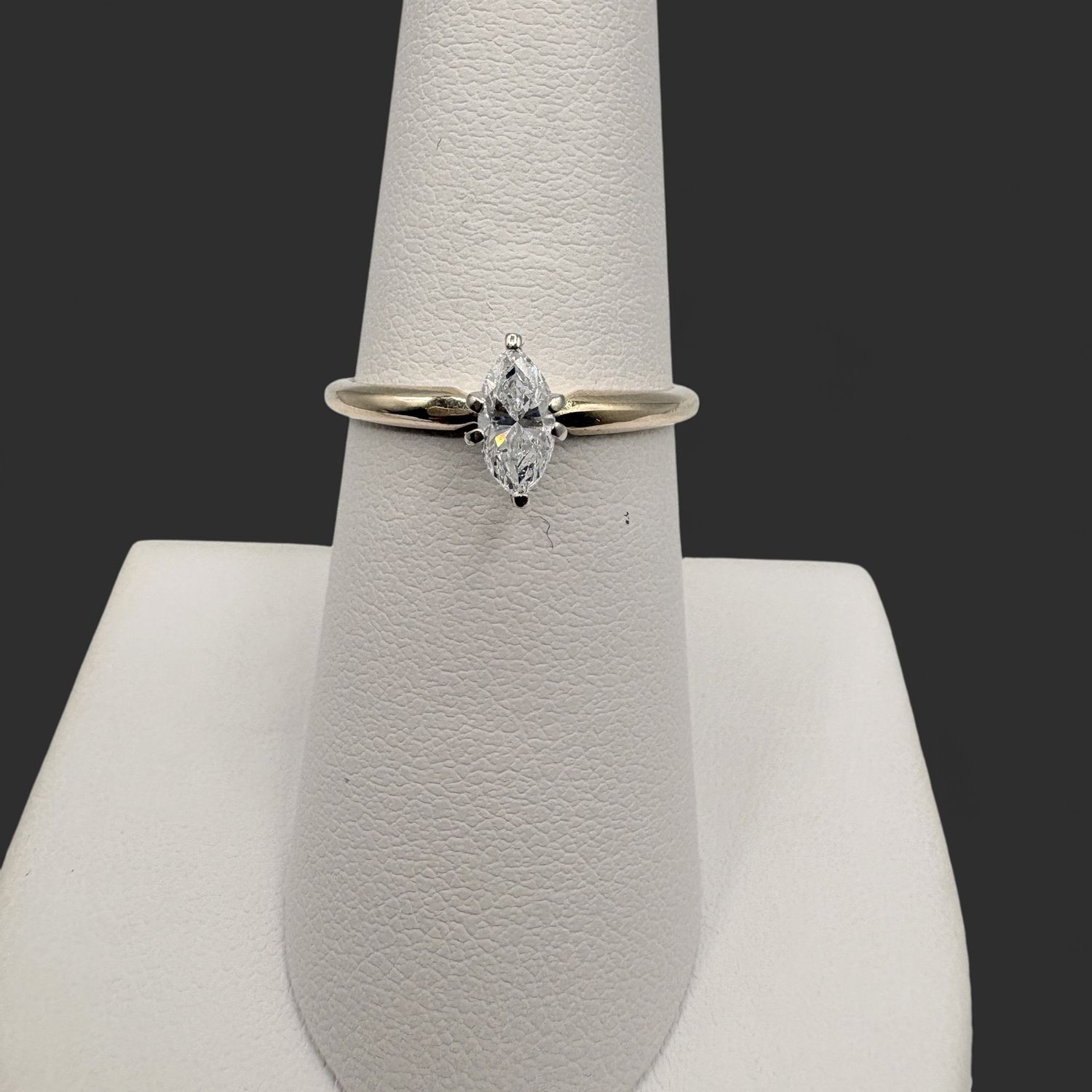 14K DIAMOND MARQUIS SOLITARE RING SIZE 7
