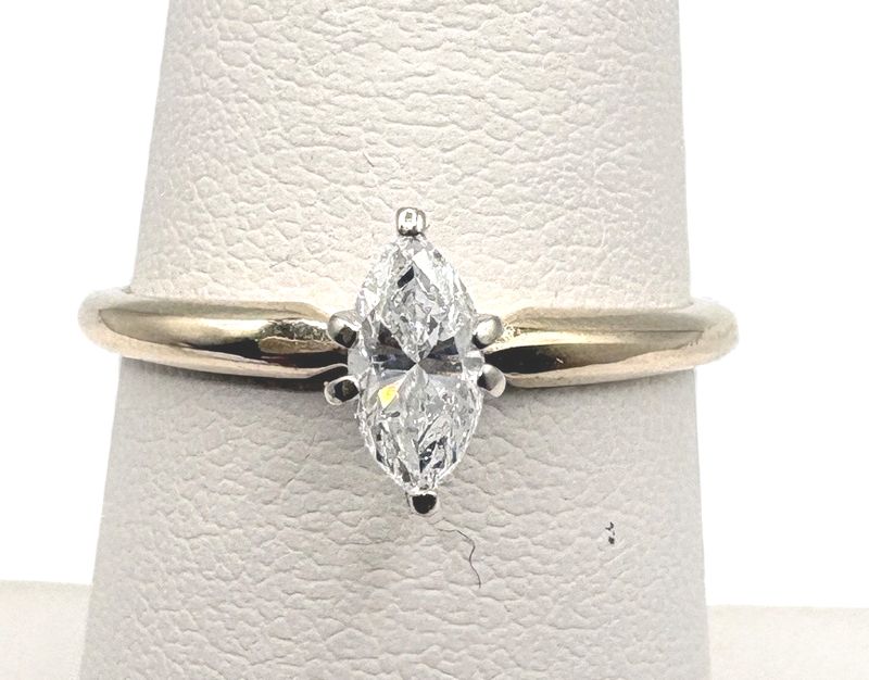 14K DIAMOND MARQUIS SOLITARE RING SIZE 7