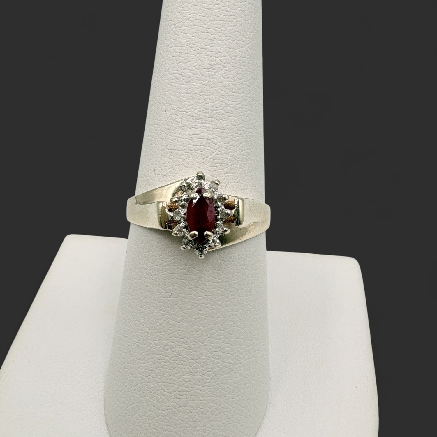 10K RUBY &amp; DIAMOND CATHEDRAL RING SIZE 8