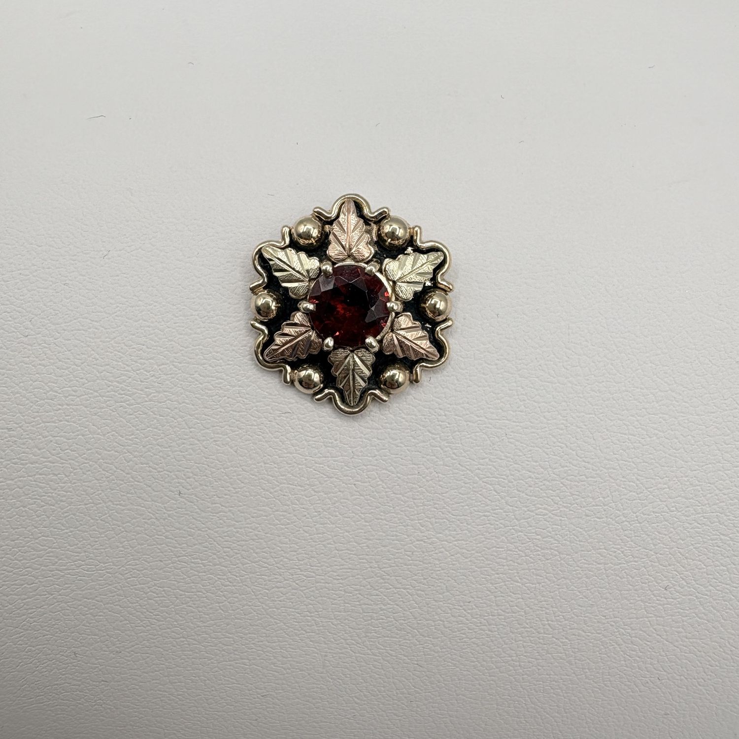 10K BLACK HILLS GOLD &amp; GARNET PENDANT