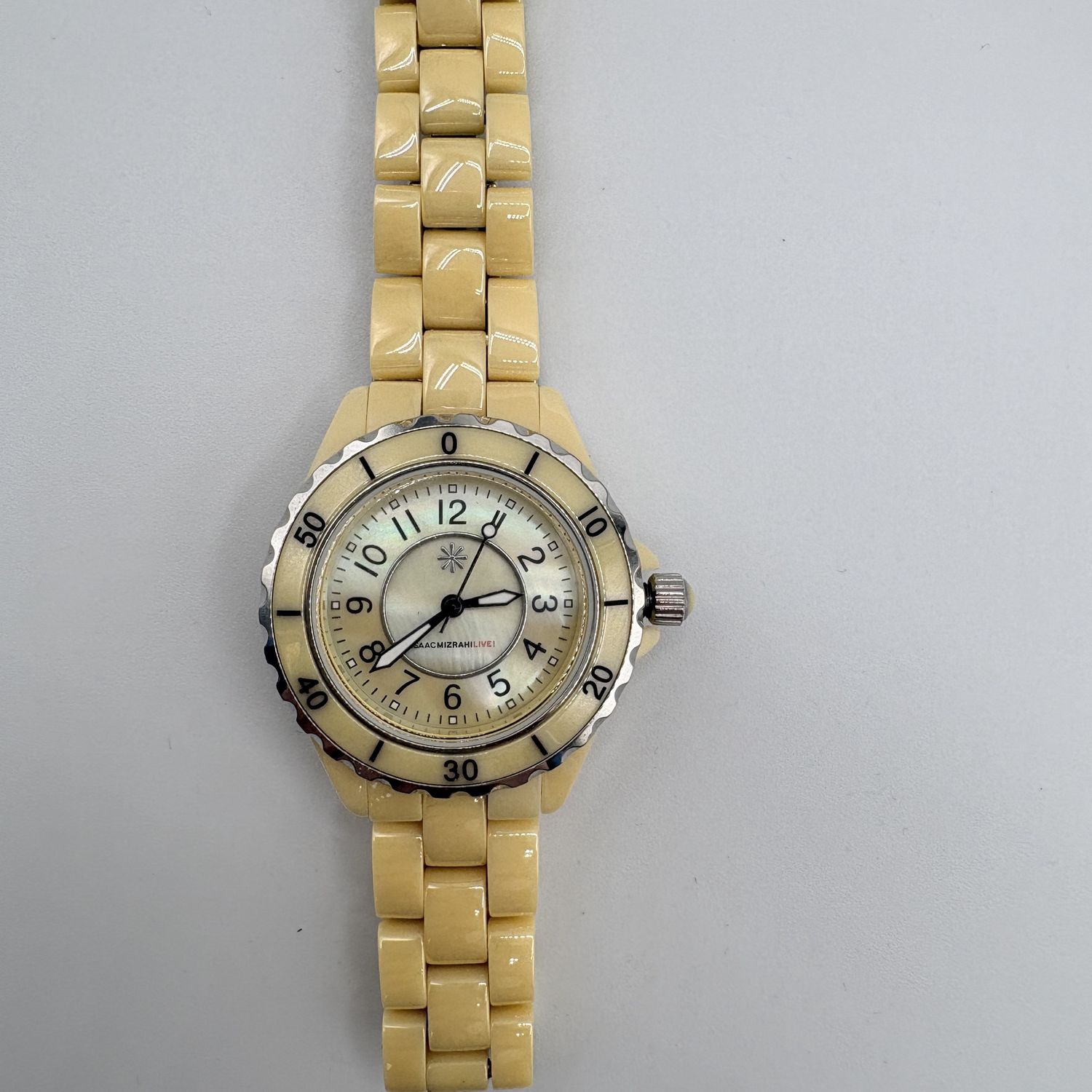 ISAAC MIZRAHI WATCH YELLOW CERAMIC