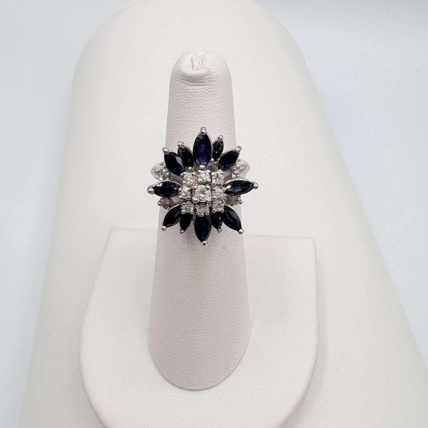 18K SAPPHIRE &amp; DIAMOND FLOWER RING SIZE 4 IN WHITE GOLD