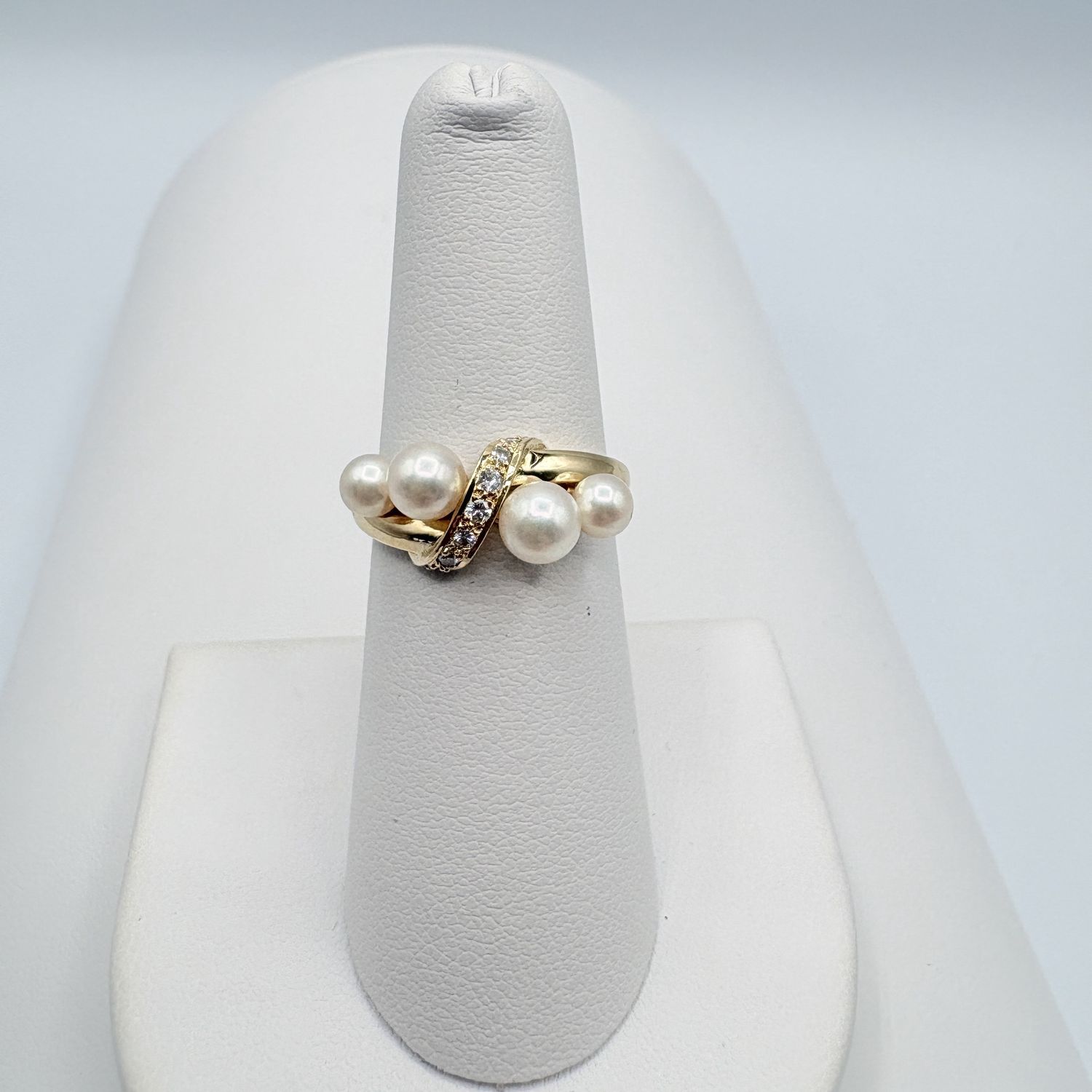 18K PEARL &amp; DIAMOND RING SIZE 6.5 IN YELLOW GOLD