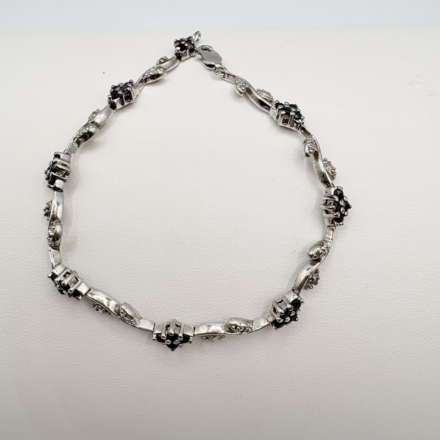 STERLING SAPPHIRE &amp; DIAMOND FLORAL BRACELET 7.5"