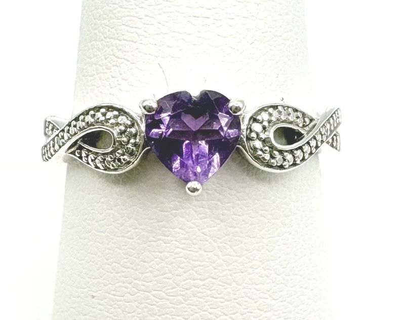 STERLING HEART AMETHYST RING SIZE 9