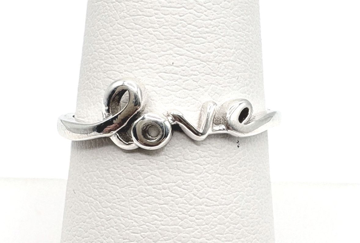 STERLING "LOVE" RING SIZE 8