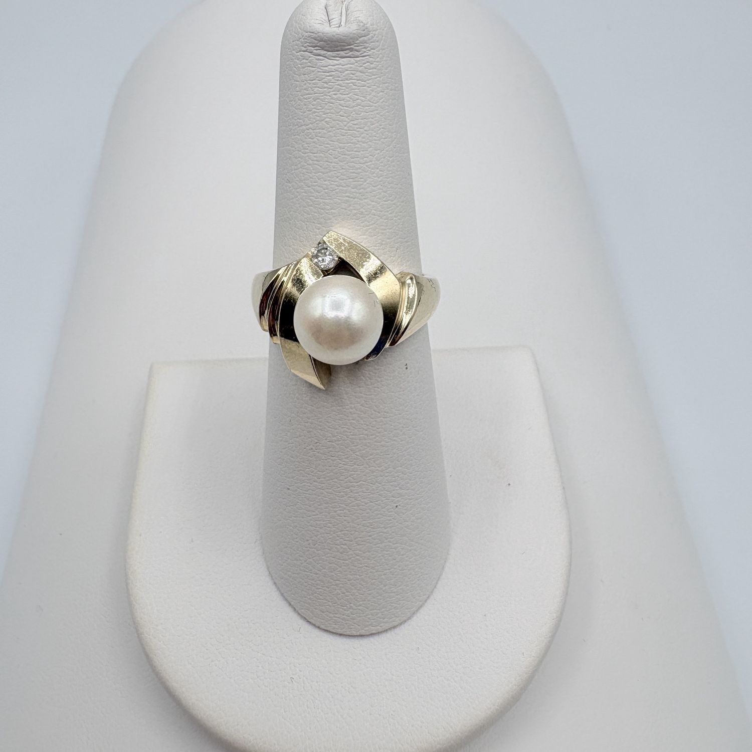 14K CUSTOM PEARL &amp; DIAMOND RING SIZE 6.5