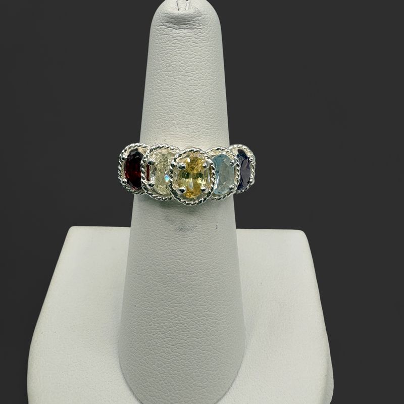 STERLING MUTLIPLE STONE RING SIZE 6