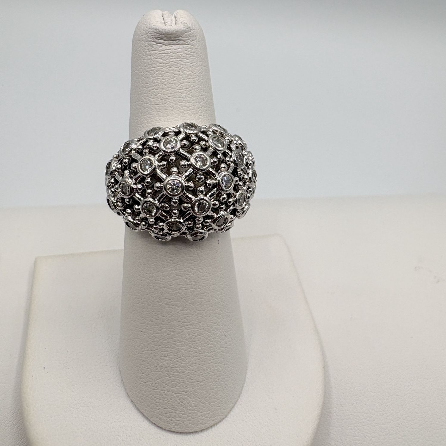 STERLING FLORAL DOME CZ RING SIZE 6