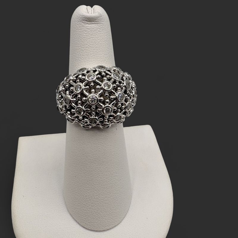 STERLING FLORAL DOME CZ RING SIZE 6
