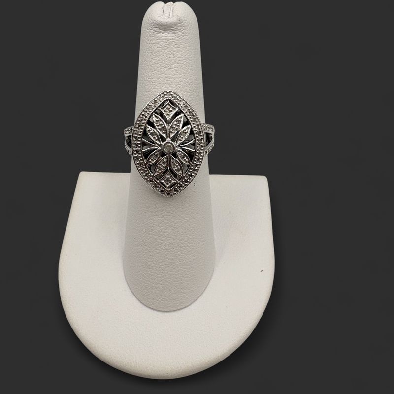 STERLING DIAMOND MARQUIS SHAPE RING SIZE 6