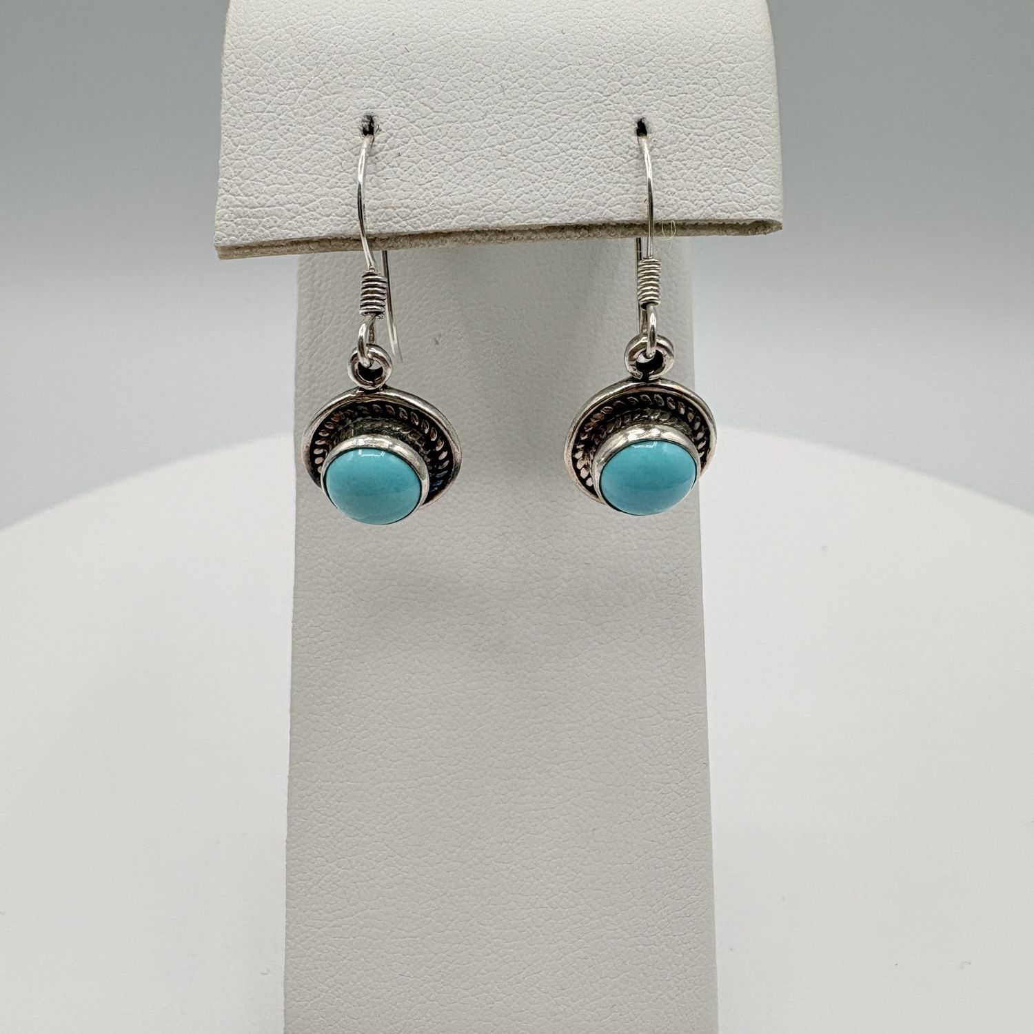 STERLING SLEEPING BEAUTY TURQUOISE DANGLE EARRING