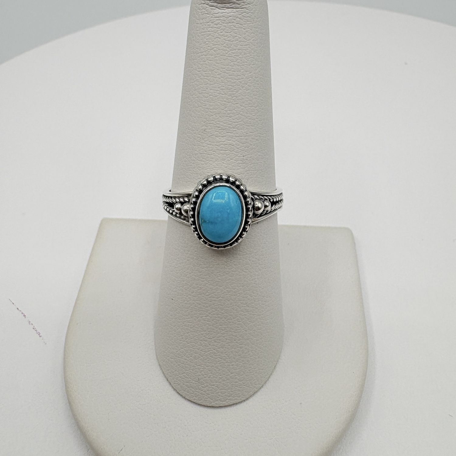 STERLING SLEEPING BEAUTY TURQUOISE RING SIZE 8