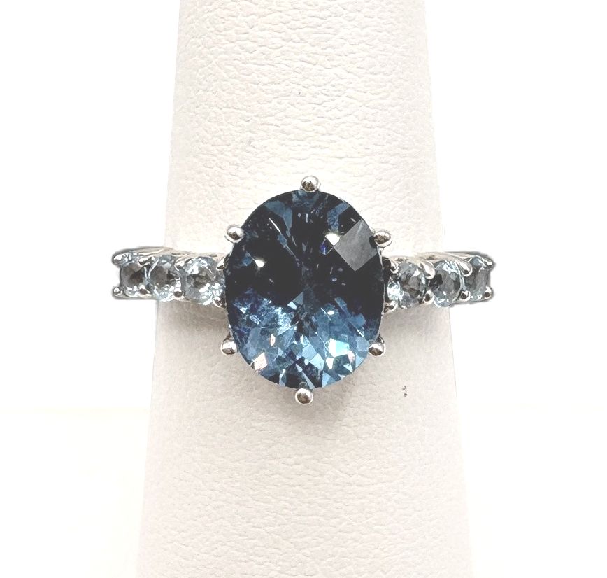 10K WHITE GOLD LONDON BLUE TOPAZ &amp; SWISS BLUE ACCENT RING SIZE 7