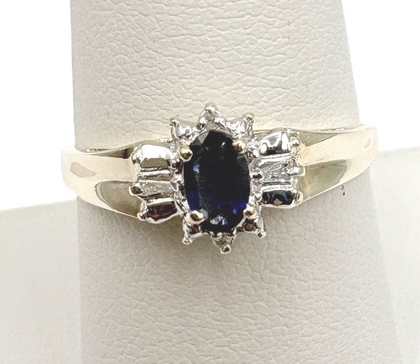 10K YELLOW GOLD SAPPHIRE &amp; DIAMOND RING SIZE 8