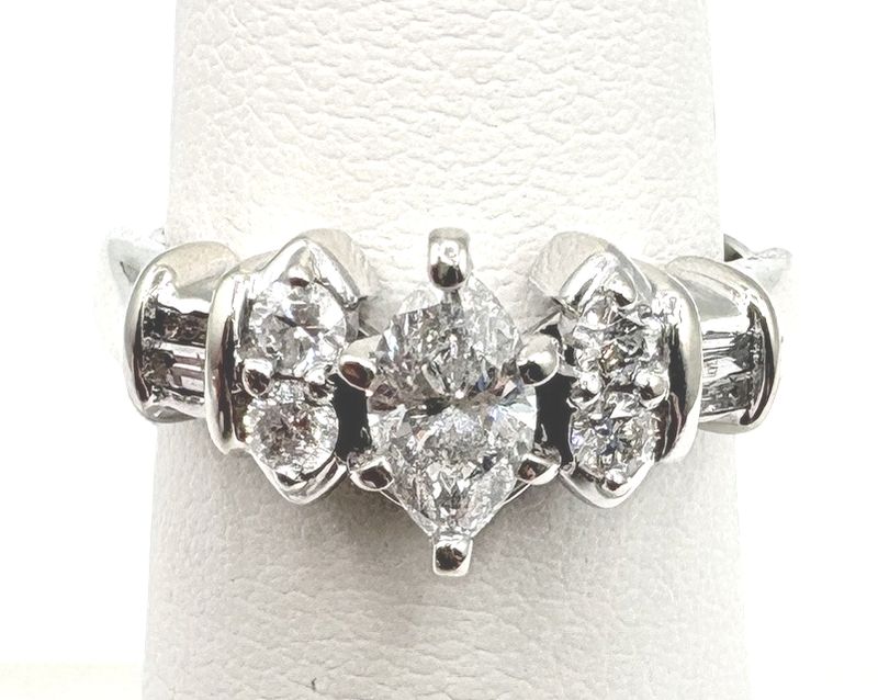 14K MARQUIS APPROX 1.11CTW DIAMOND ENGAGEMENT RING SIZE 5.5