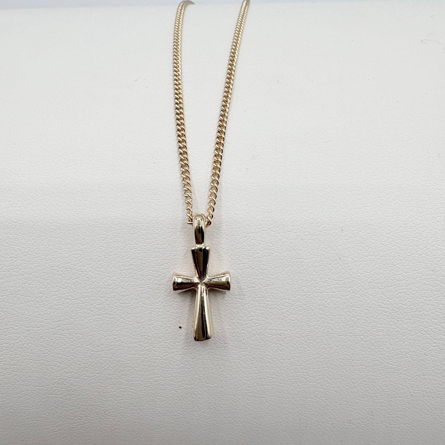 14K SOLID CROSS PENDANT WITH CURB CHAIN 18"