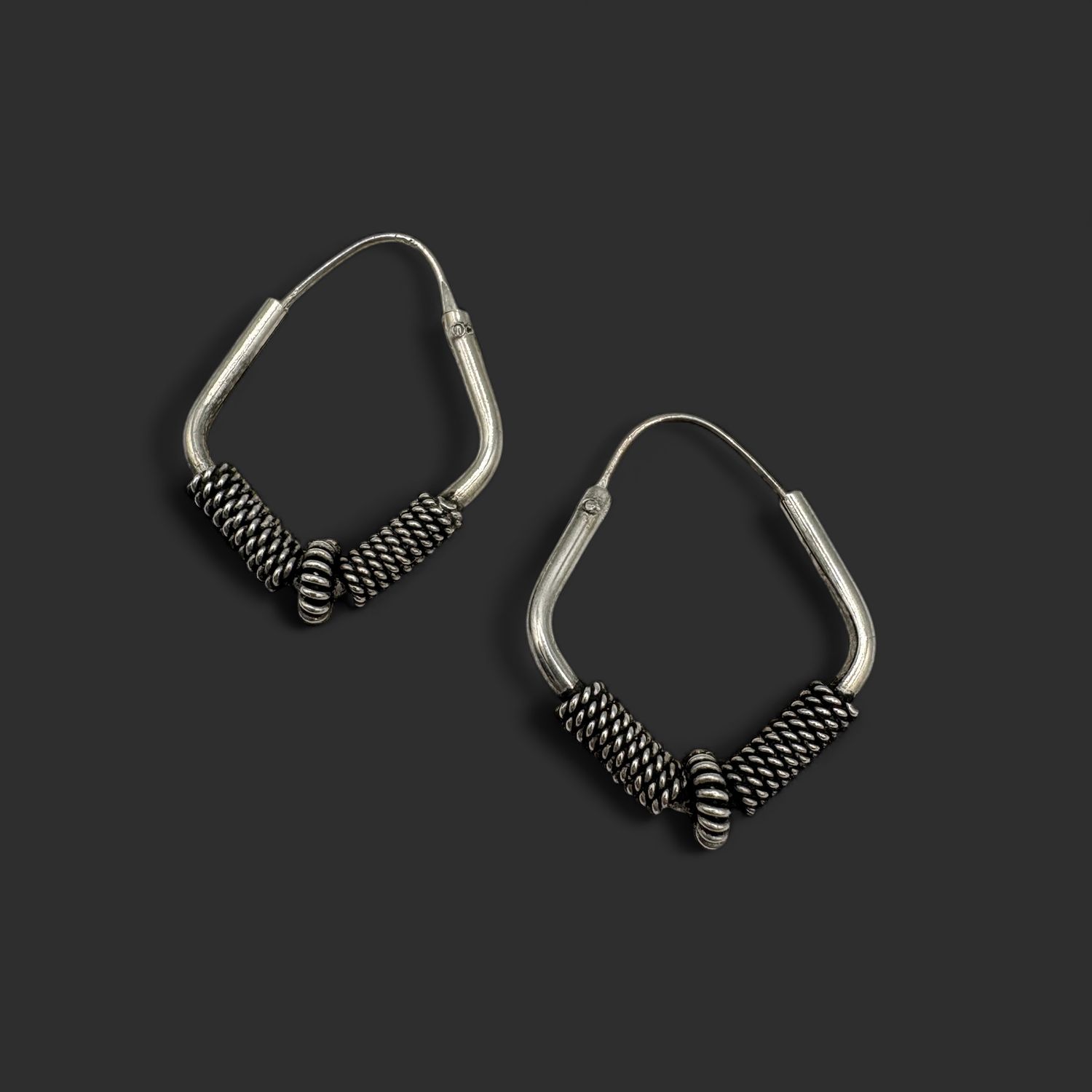 STERLING TRIANGULAR OXIDIZED HOOP EARRING