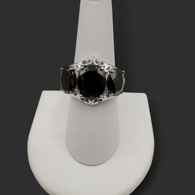 STERLING MARCASITE RING SIZE 8