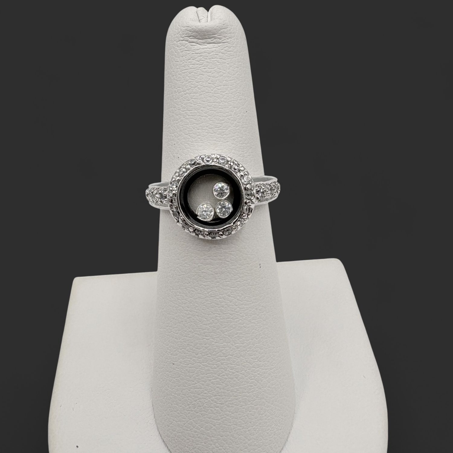 STERLING ROUND CZ RING SIZE 6