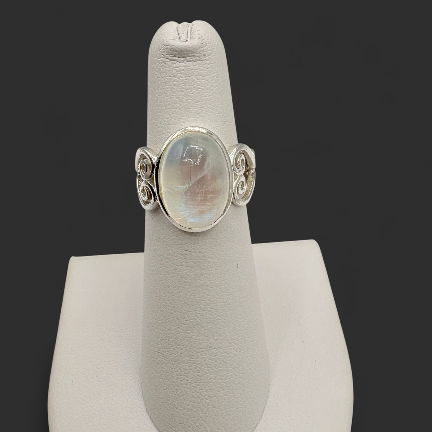STERLING CABOCHON MOONSTONE RING SIZE 5