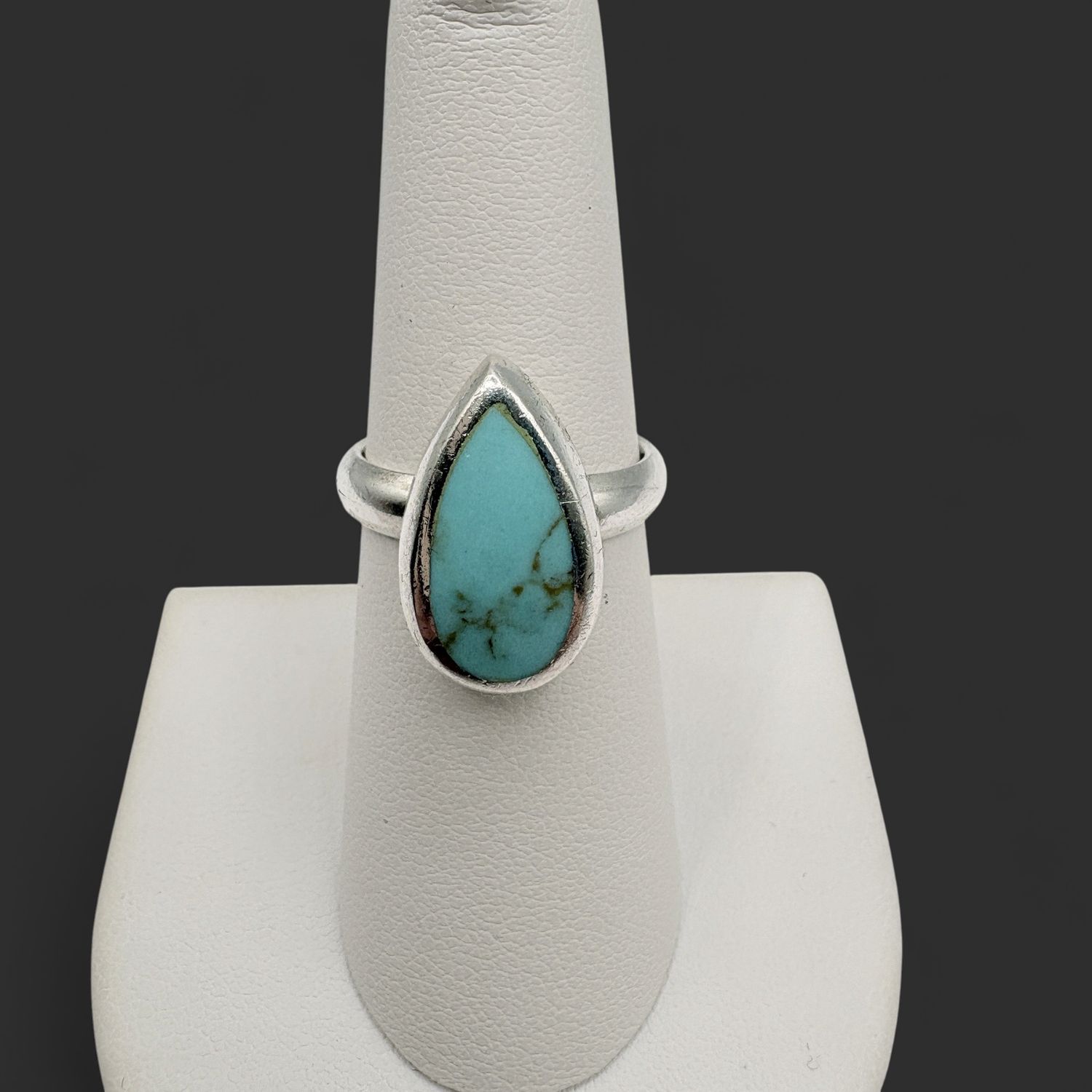 STERLING PEAR SHAPE TURQUOISE RING SIZE 7