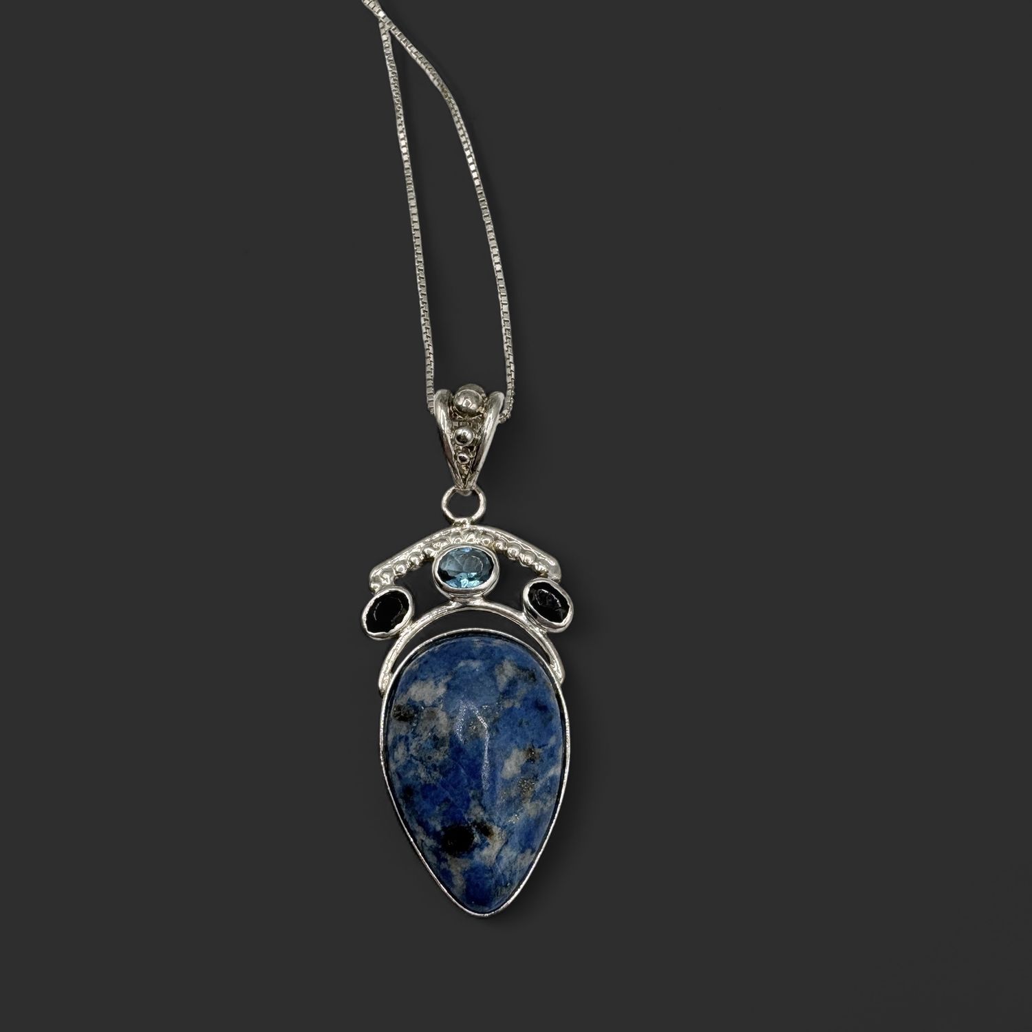 STERLING SODALITE PENDANT WITH CHAIN 18"