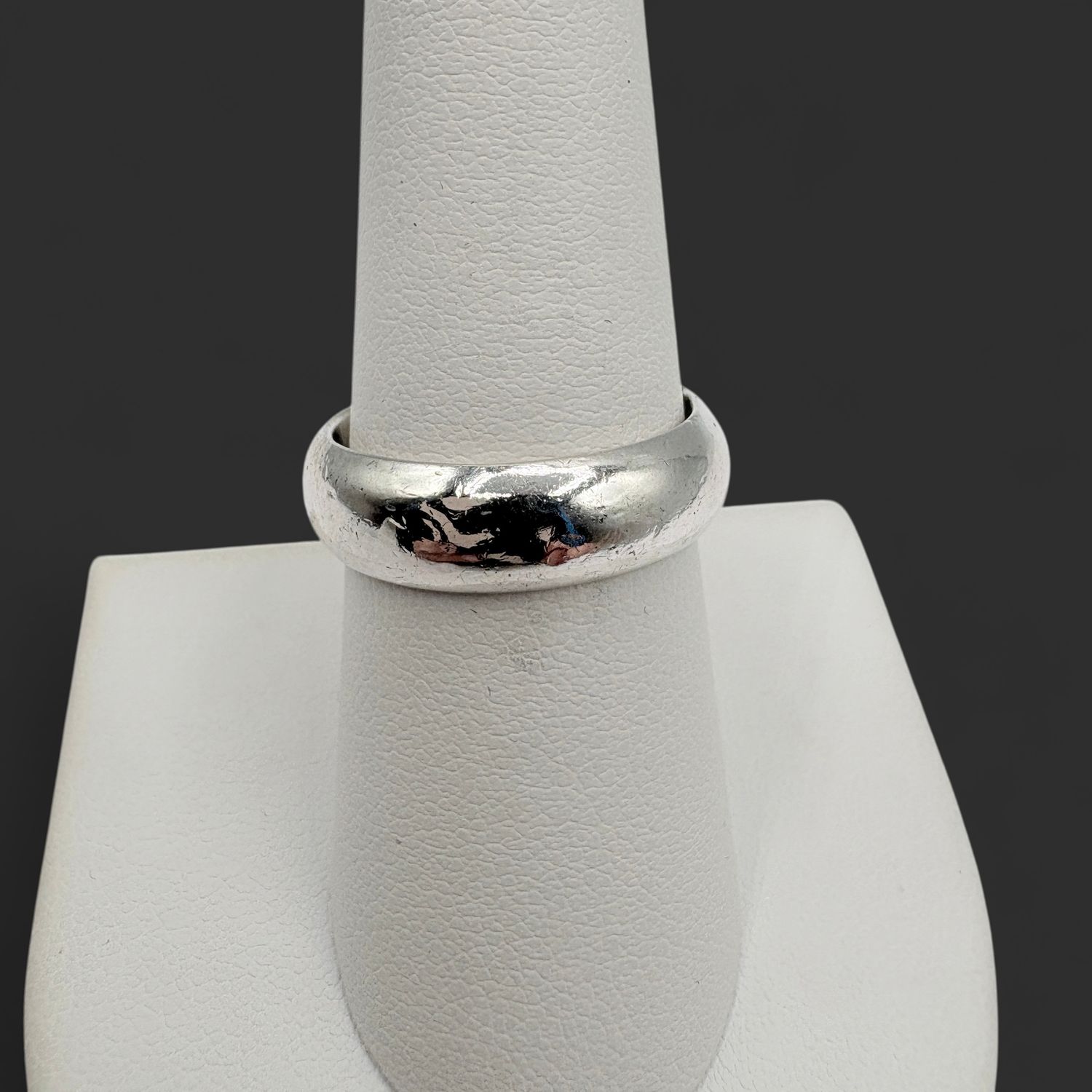 STERLING 4MM BAND RING SIZE 8