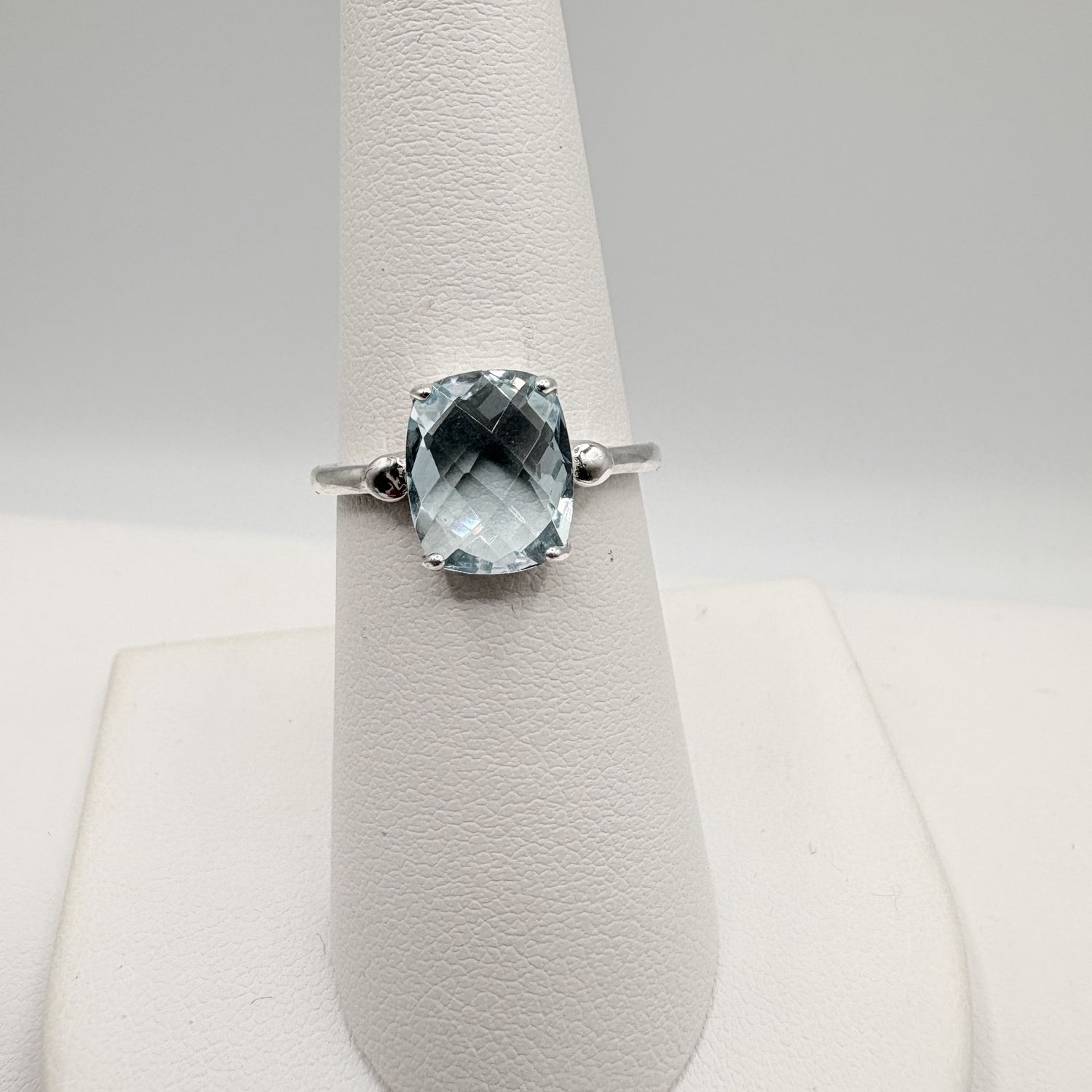 STERLING CHECKERBOARD TOPAZ RING SIZE 7