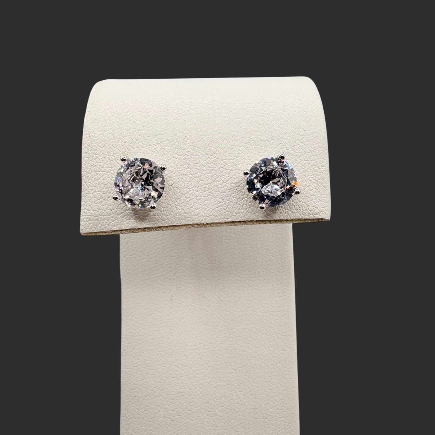 STERLING MOISSANITE STUD EARRING