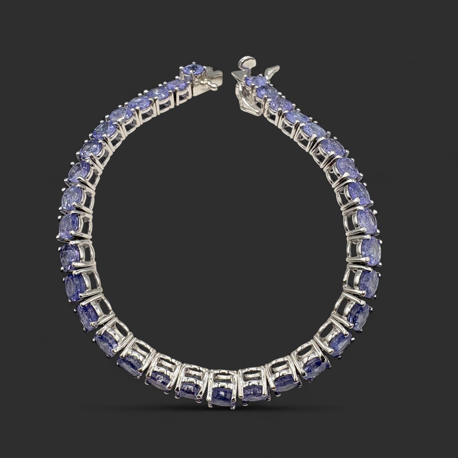 STERLING TANZANITE TENNIS BRACELET 8"