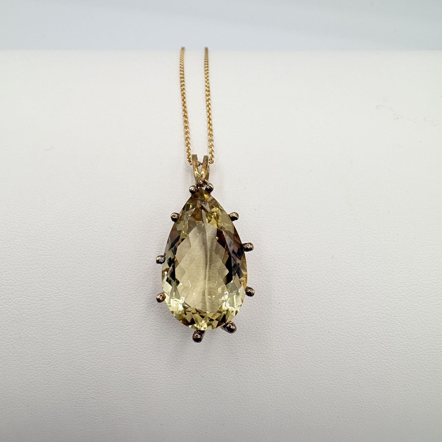 STERLING GOLD PLATED LEMON QUARTZ PENDANT AND CHAIN 18"