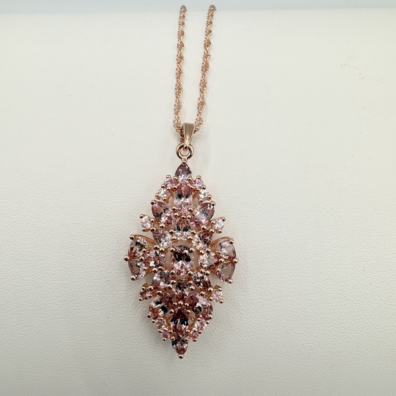 STERLING ROSE GOLD PLATED PINK STONE CLUSTER WITH GARNET PENDANT AND CHAIN