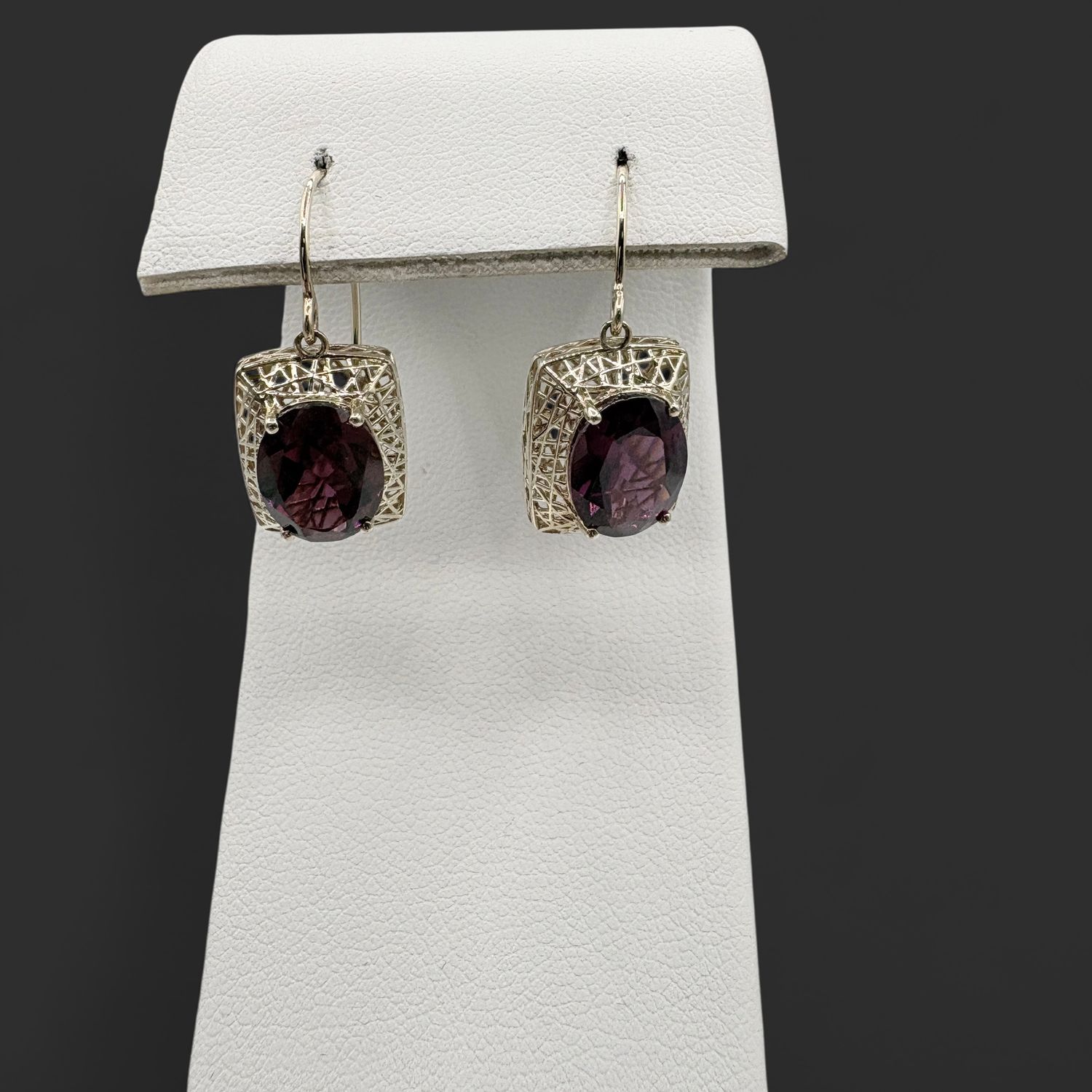 10K YELLOW BIRDS NEST RHOLOLITE GARNET DANGLE EARRING